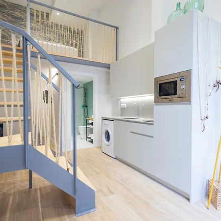 Florit Flats - The Seagull Apartment *