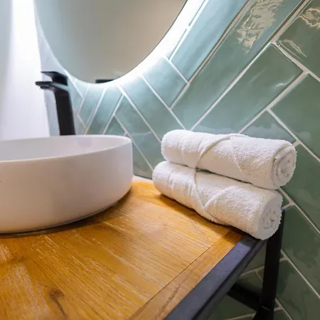 Florit Flats - The Mediterranean Suites Valenza